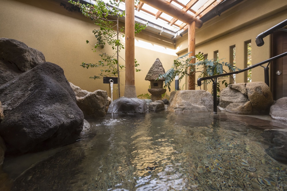 旅亭　萬葉 小松