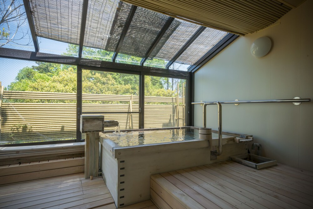 旅亭　萬葉 小松