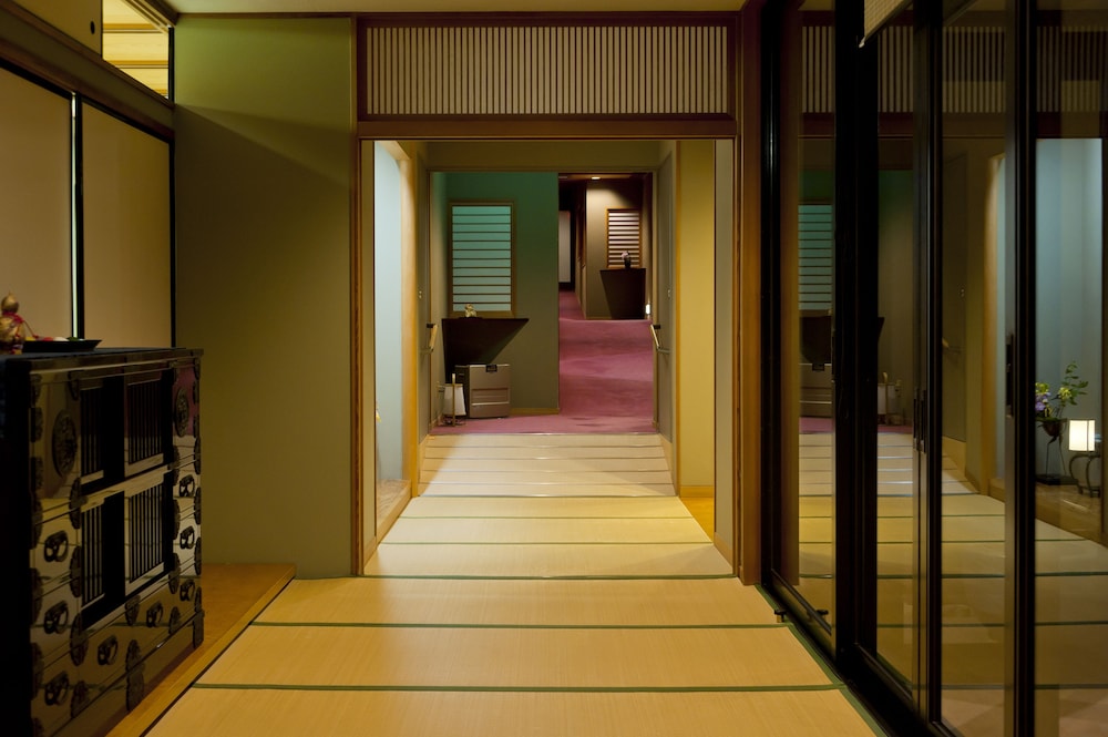 旅亭　萬葉 小松