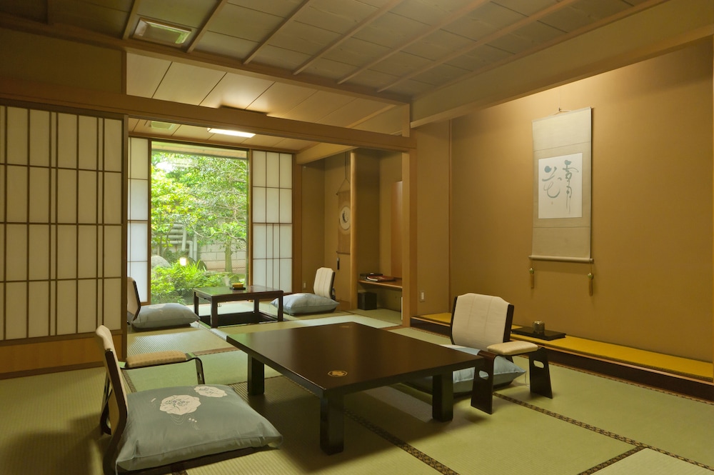 辰口温泉 たがわ龍泉閣 小松