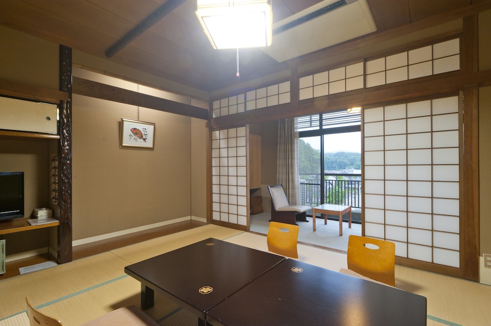 辰口温泉 たがわ龍泉閣 小松