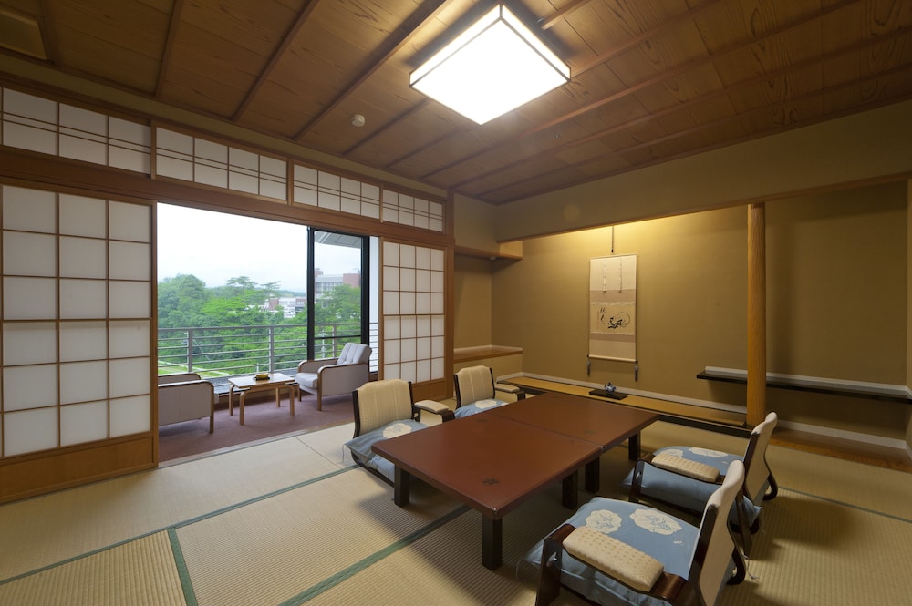 辰口温泉 たがわ龍泉閣 小松