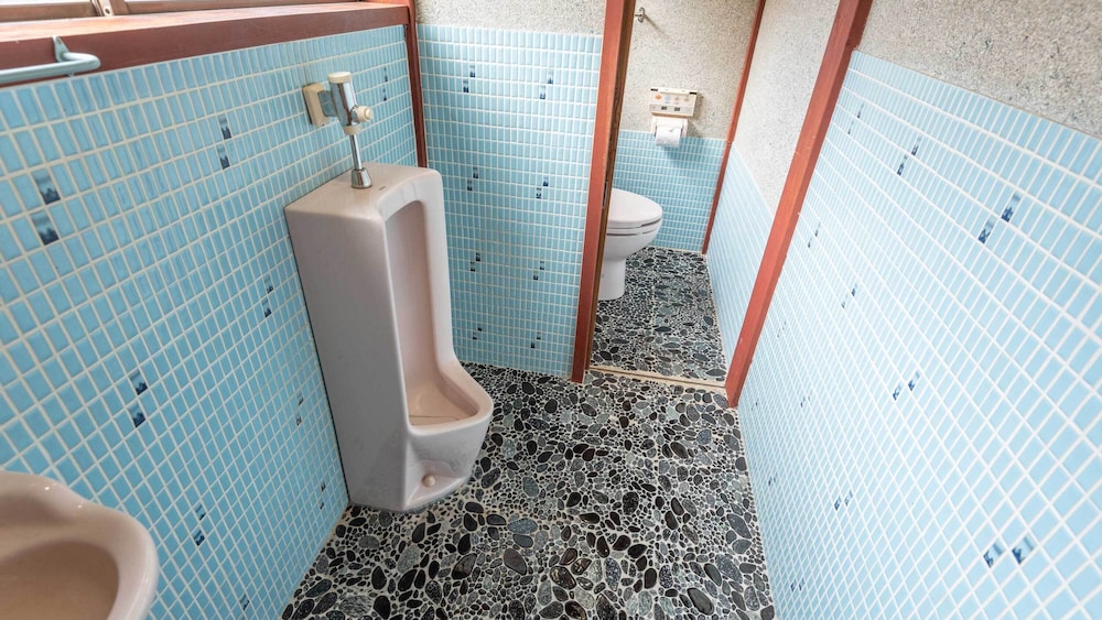 GUEST HOUSE IROHA LOTUSLAND 小松