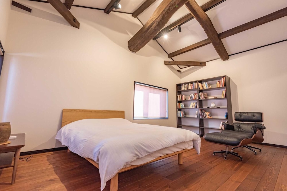 GUEST HOUSE IROHA LOTUSLAND 小松