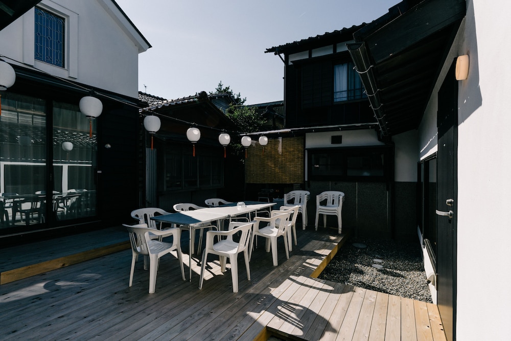 B&B MIKAWA - KANAZAWA FISH HARBOUR 小松