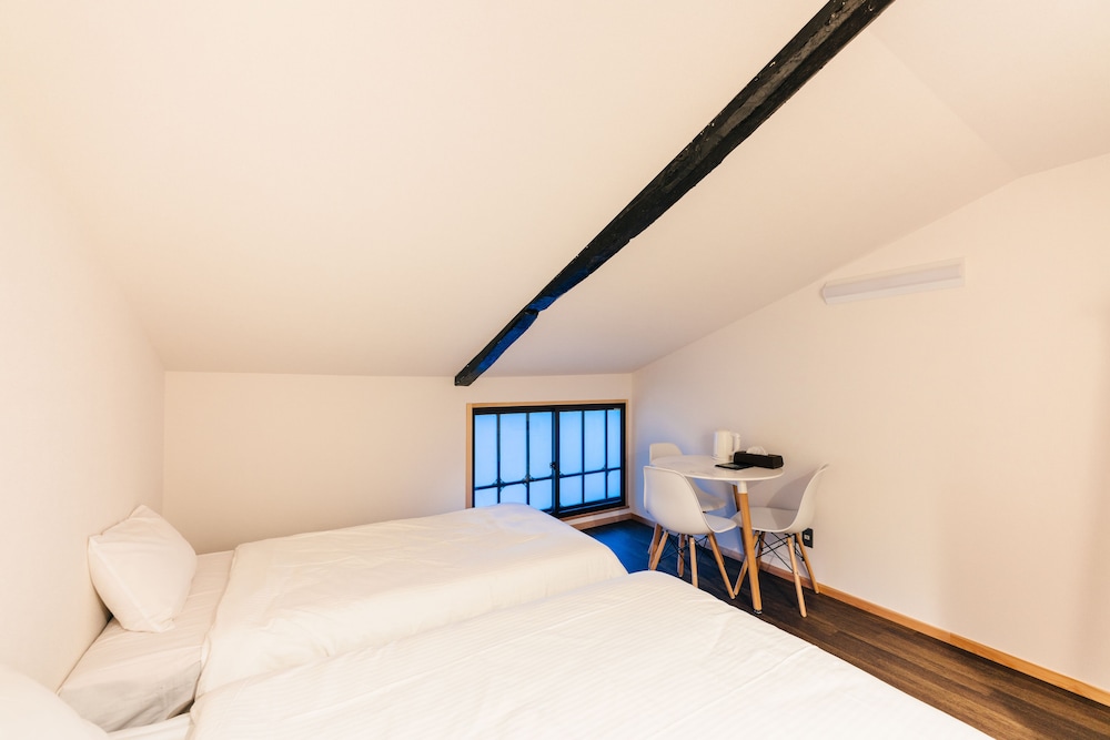 B&B MIKAWA - KANAZAWA FISH HARBOUR 小松