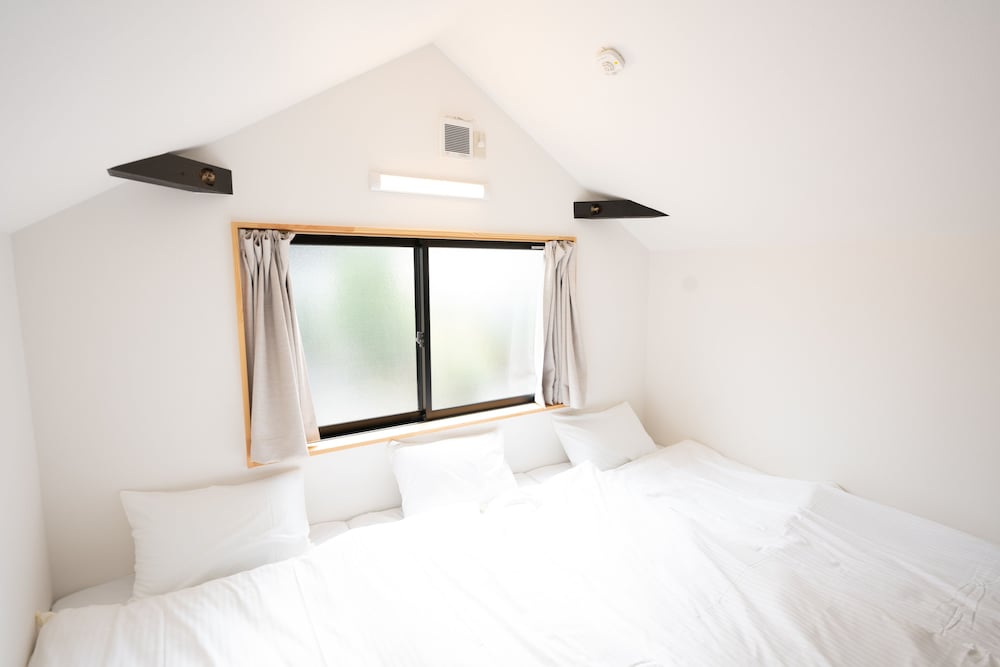 B&B MIKAWA - KANAZAWA FISH HARBOUR 小松