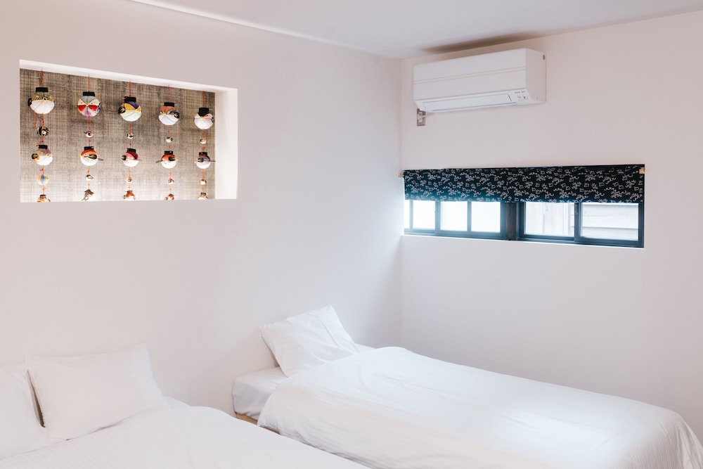 B&B MIKAWA - KANAZAWA FISH HARBOUR 小松
