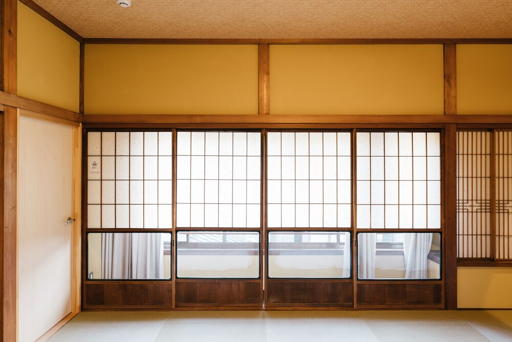 B&B MIKAWA - KANAZAWA FISH HARBOUR 小松