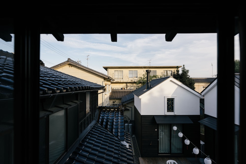 B&B MIKAWA - KANAZAWA FISH HARBOUR 小松