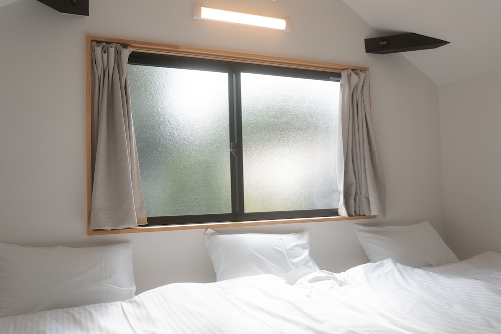 B&B MIKAWA - KANAZAWA FISH HARBOUR 小松