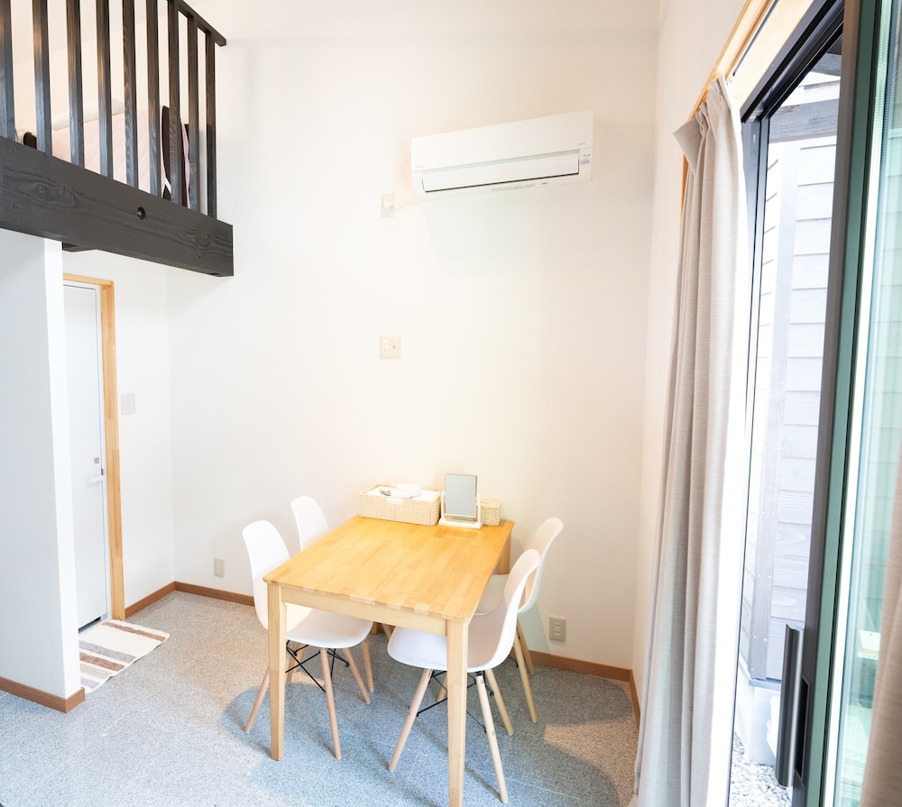 B&B MIKAWA - KANAZAWA FISH HARBOUR 小松