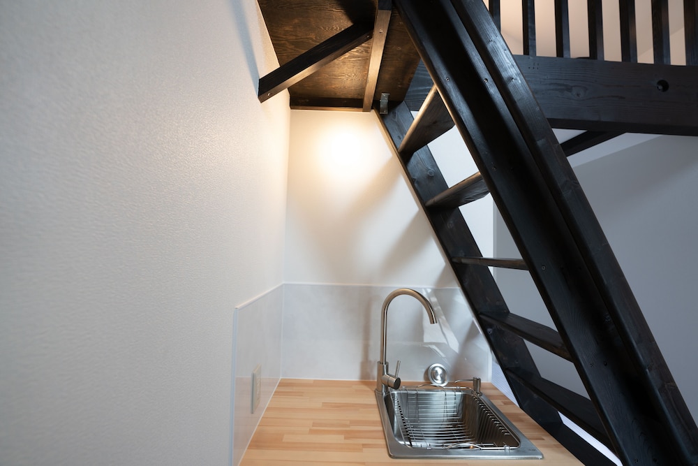 B&B MIKAWA - KANAZAWA FISH HARBOUR 小松