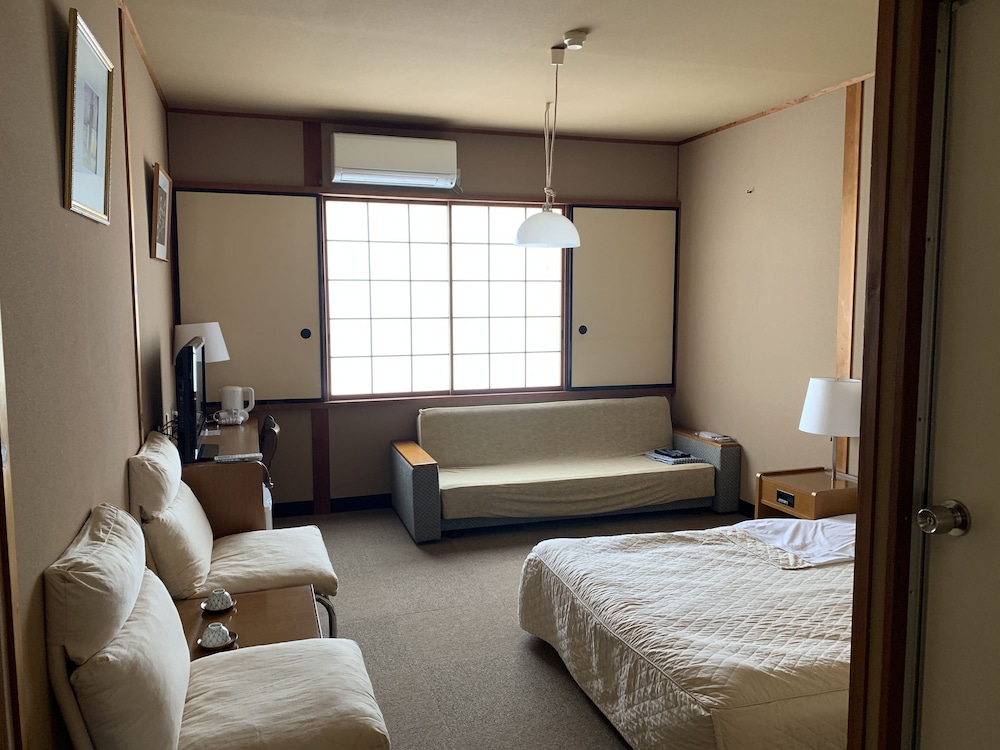 ホテルアルファ 小松