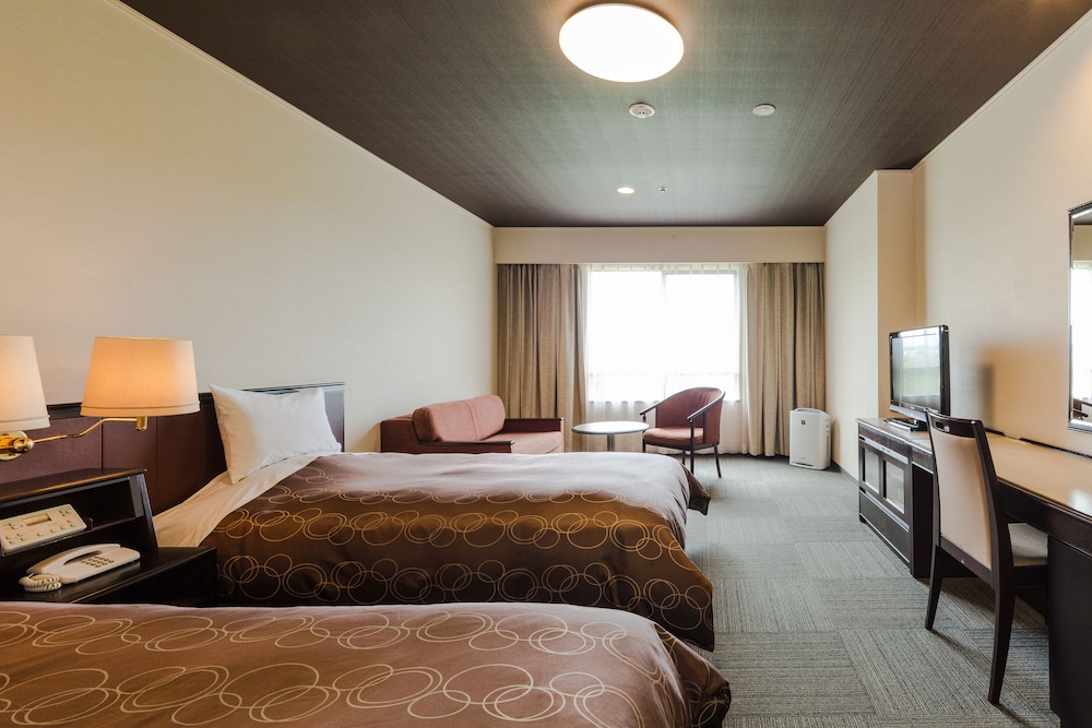 ダイヤモンド片山津温泉ソサエティ 小松