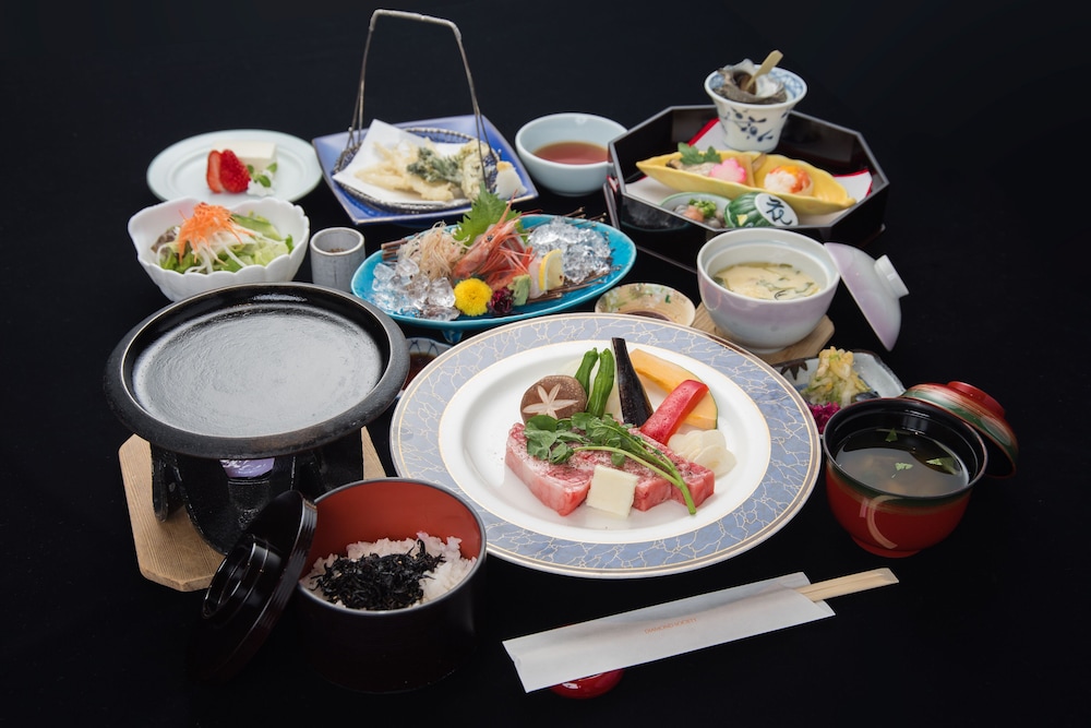 ダイヤモンド片山津温泉ソサエティ 小松