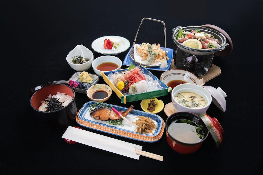 ダイヤモンド片山津温泉ソサエティ 小松