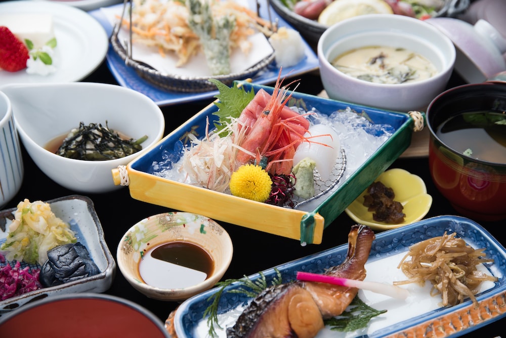 ダイヤモンド片山津温泉ソサエティ 小松