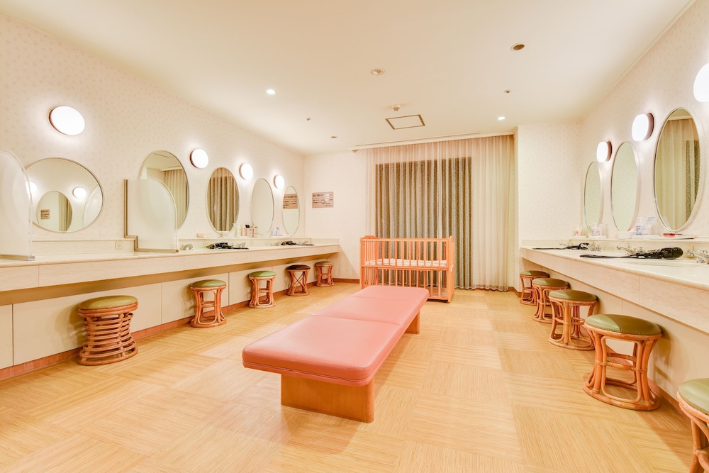 ダイヤモンド片山津温泉ソサエティ 小松