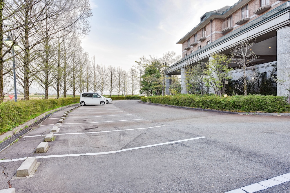 ダイヤモンド片山津温泉ソサエティ 小松