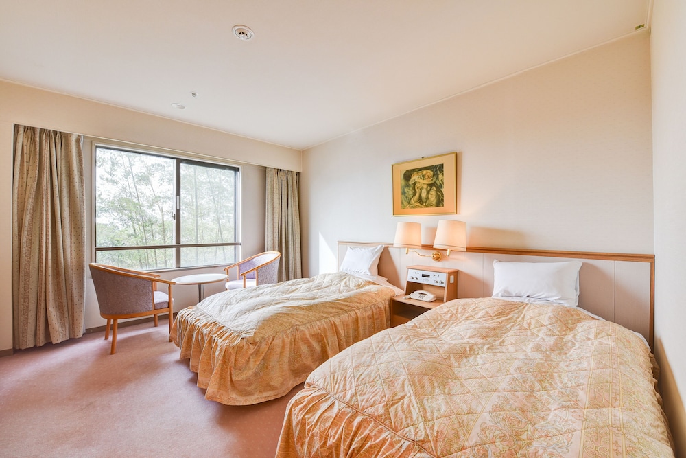 ダイヤモンド片山津温泉ソサエティ 小松