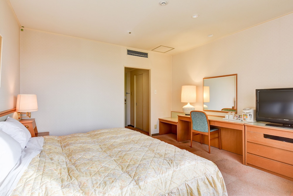 ダイヤモンド片山津温泉ソサエティ 小松