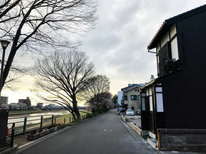 犀川ハウス 小松