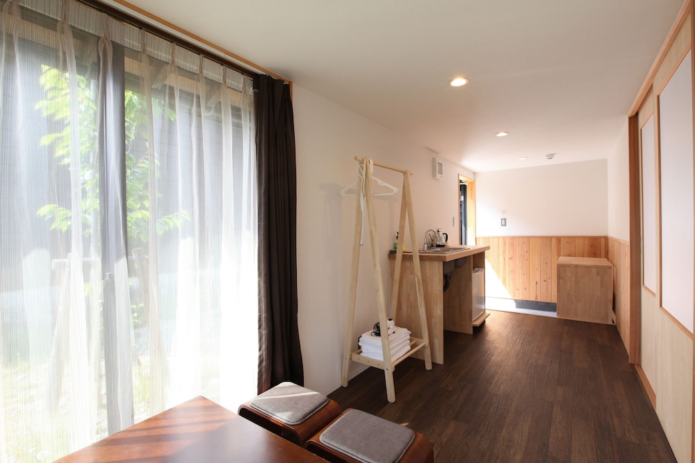 B&B ネアガリ 小松