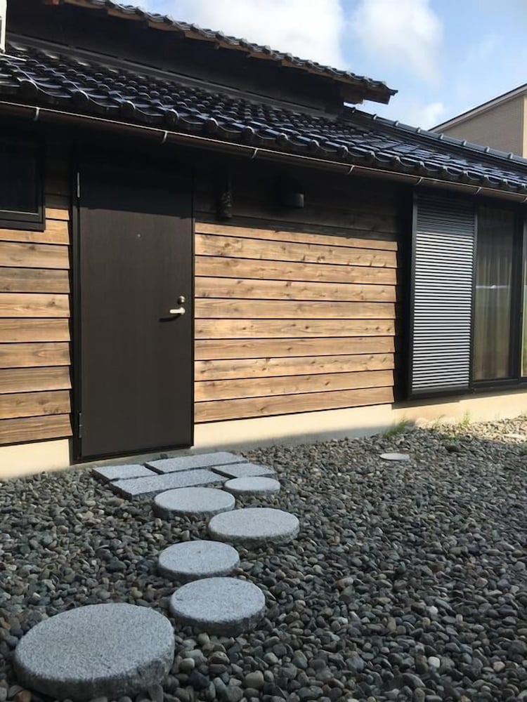 B&B ネアガリ 小松