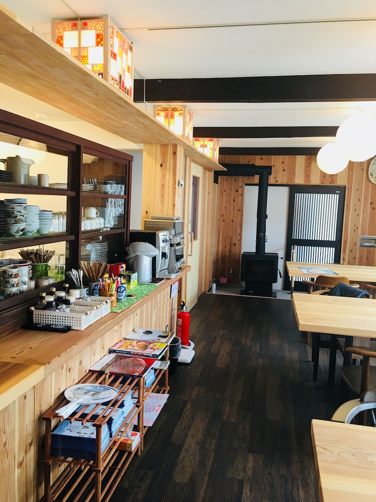 B&B ネアガリ 小松