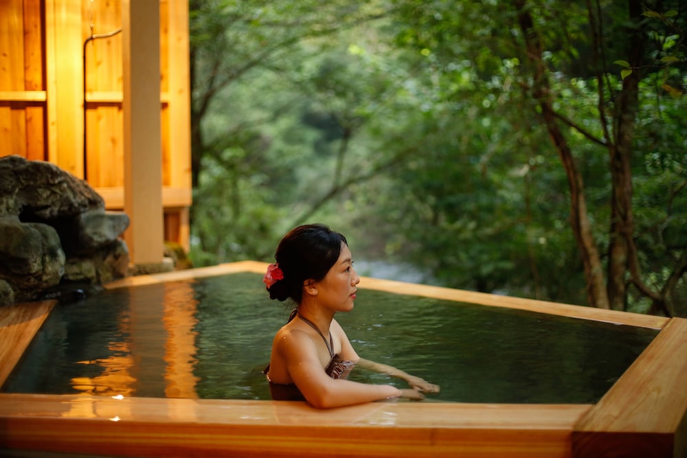 山中温泉 花つばき 小松