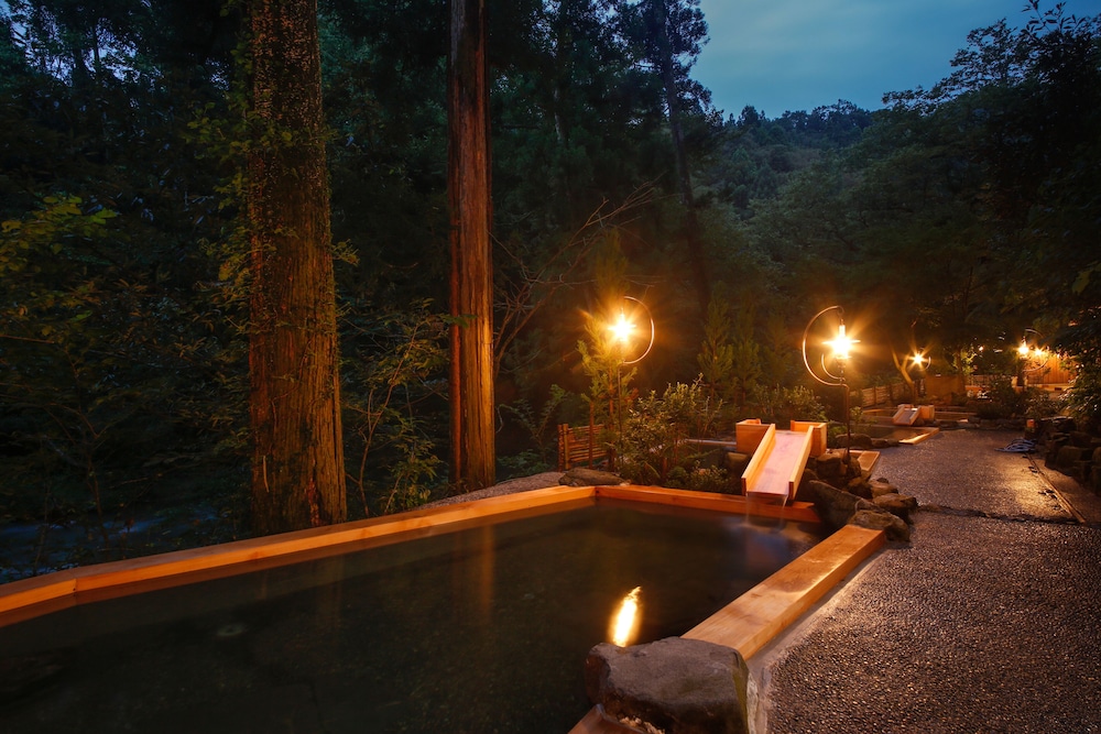 山中温泉 花つばき 小松