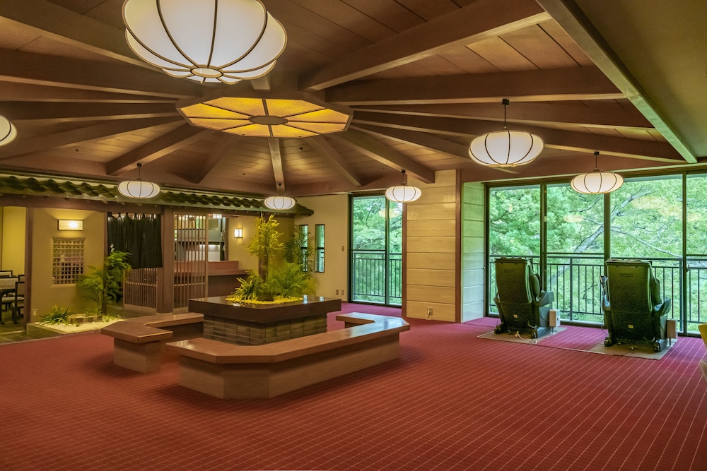 山中温泉 花つばき 小松