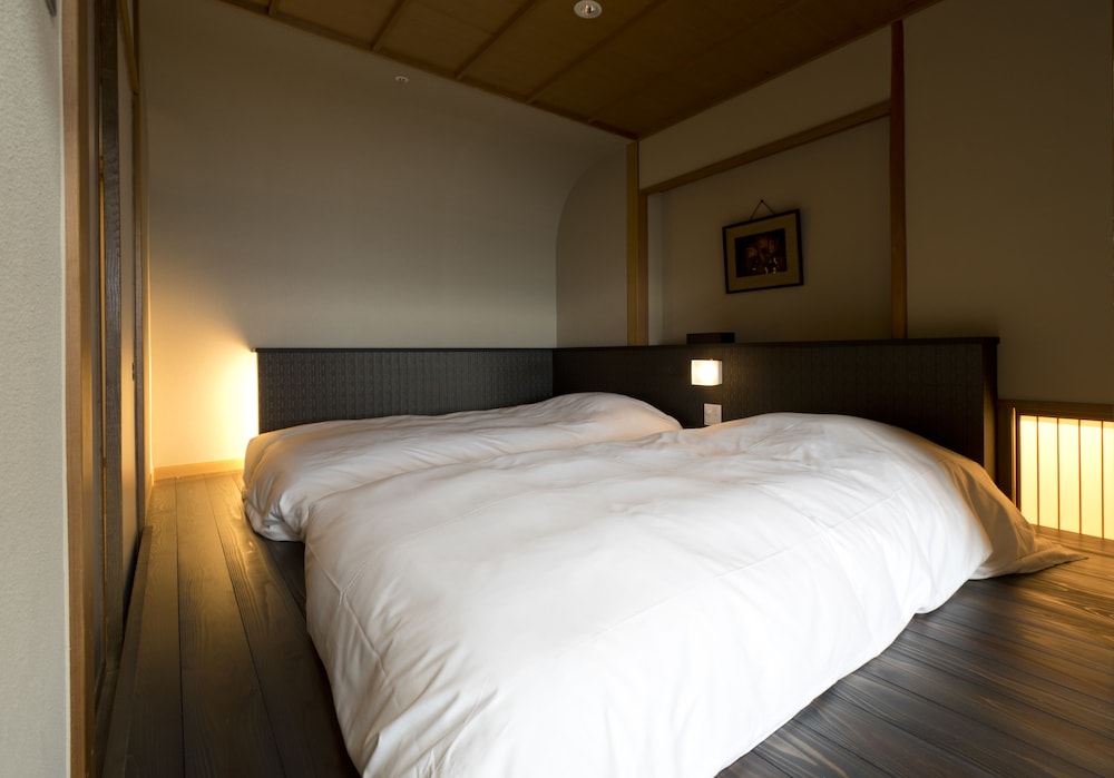 加賀屋別邸 松乃碧 小松