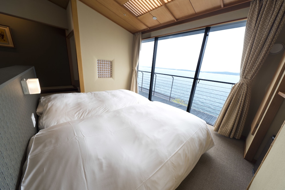 加賀屋別邸 松乃碧 小松