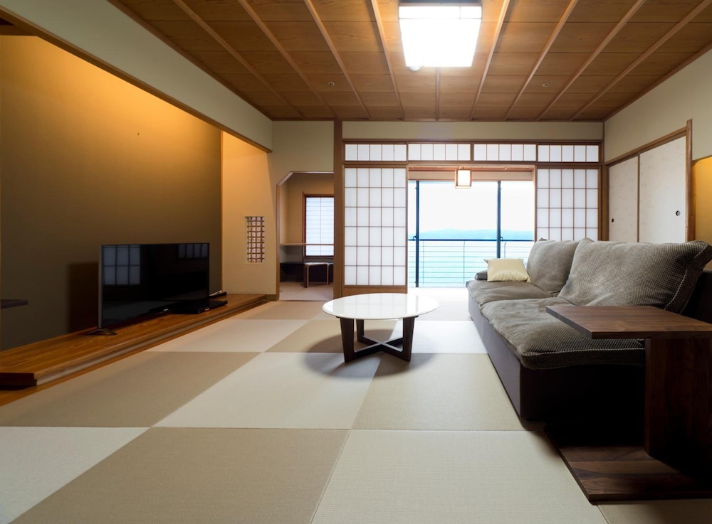 加賀屋別邸 松乃碧 小松