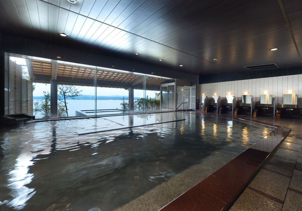 加賀屋別邸 松乃碧 小松