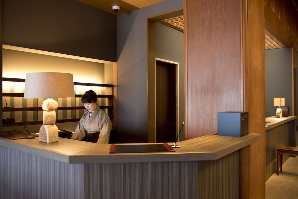 加賀屋別邸 松乃碧 小松