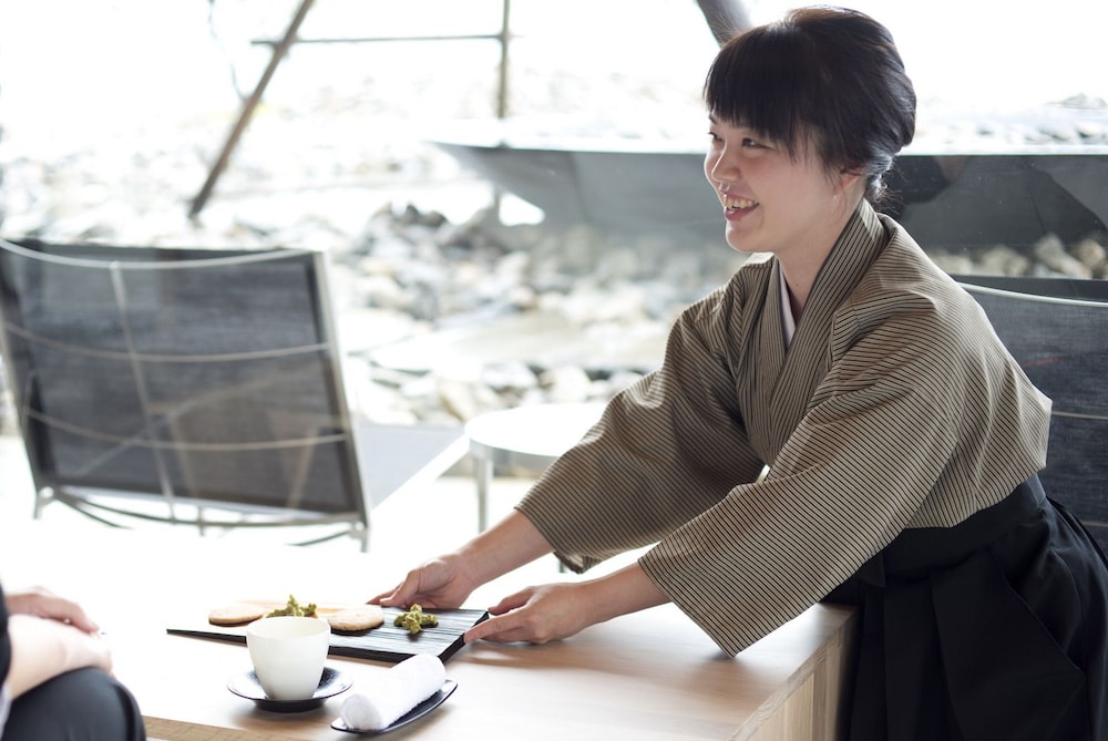 加賀屋別邸 松乃碧 小松