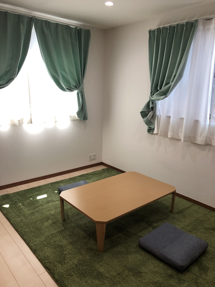 金澤八旅　金色 小松