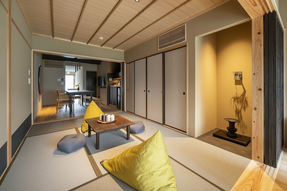 SHIORI MACHIYA HOLIDAY HOUSE 小松