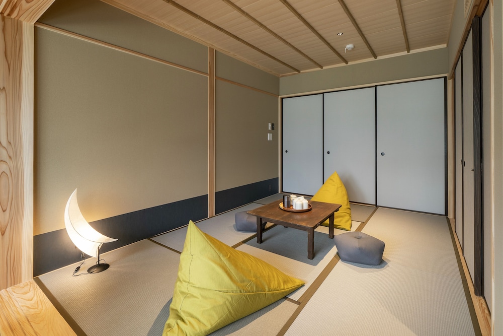 SHIORI MACHIYA HOLIDAY HOUSE 小松