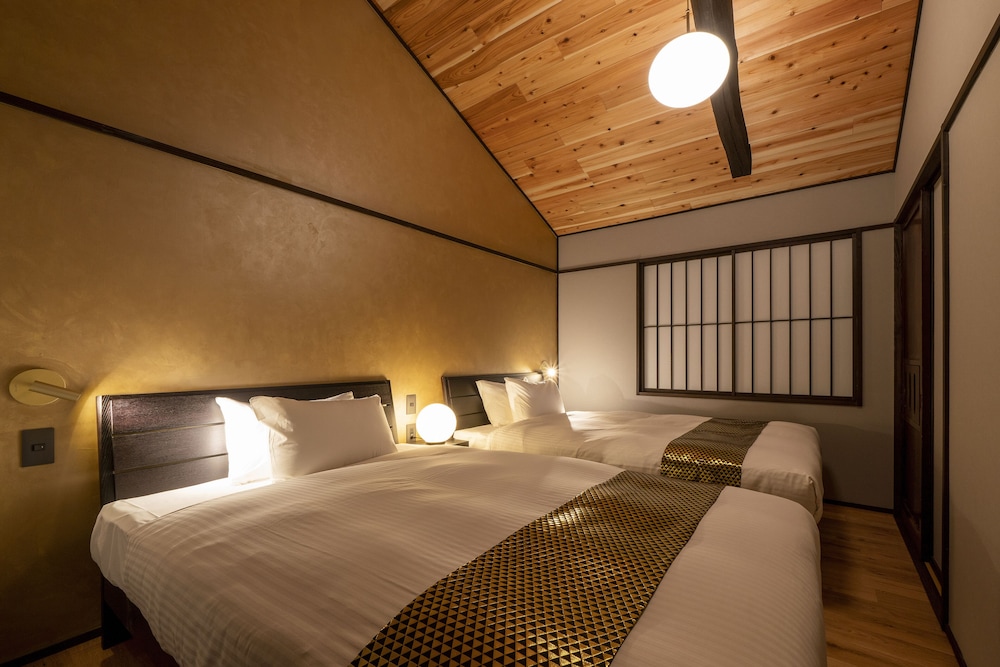 SHIORI MACHIYA HOLIDAY HOUSE 小松