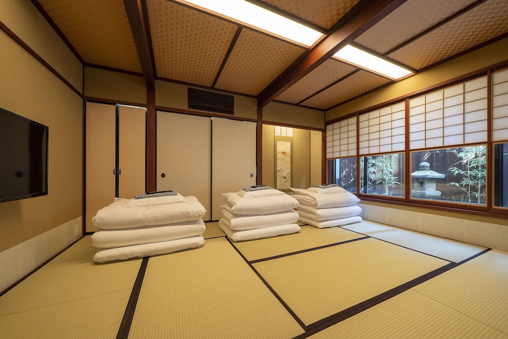 謡町 小松