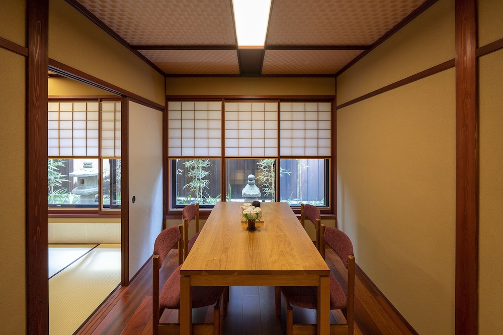 謡町 小松