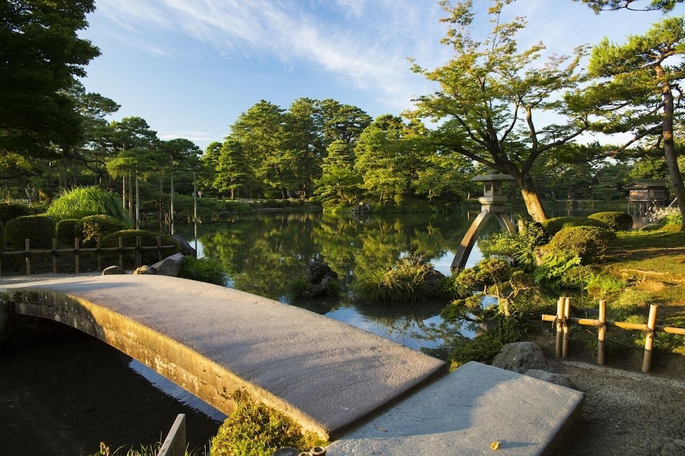 ファースト ホテル 金沢 小松