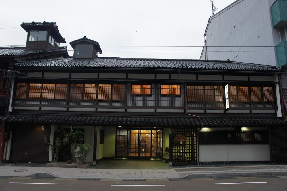 すみよしや旅館 小松