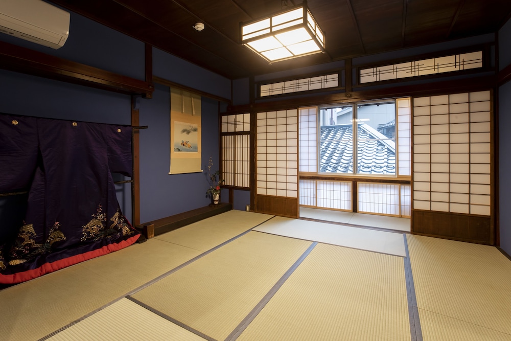 金沢町家 兼六 小松