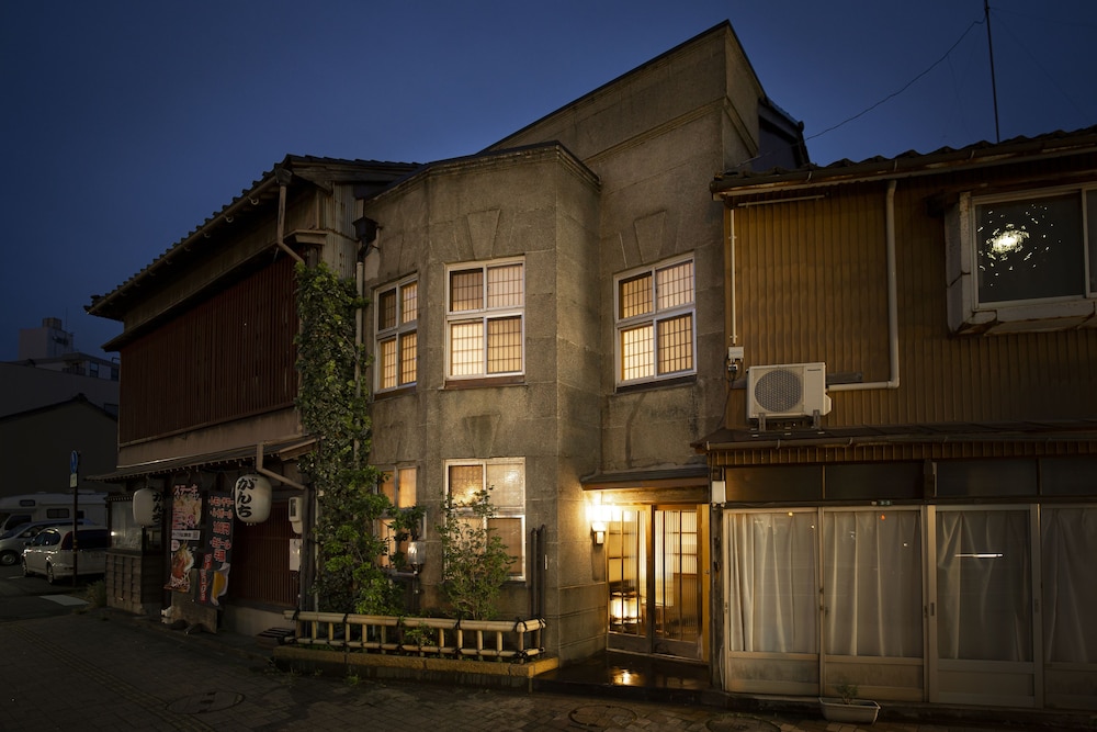 金沢町家 兼六 小松