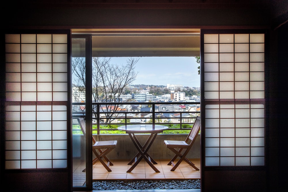 金沢の宿　由屋るる犀々 小松